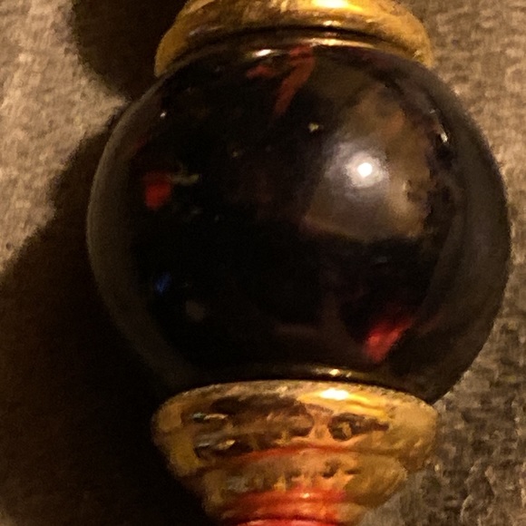 Vintage Avon necklace red, black, and white. Different size beads. - Picture 6 of 10